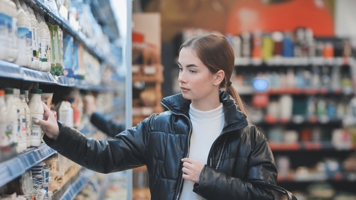 הפקעת מחירים במכולת: מה העונש לבעל חנות שמכר מוצרים בפיקוח במחיר מופקע?