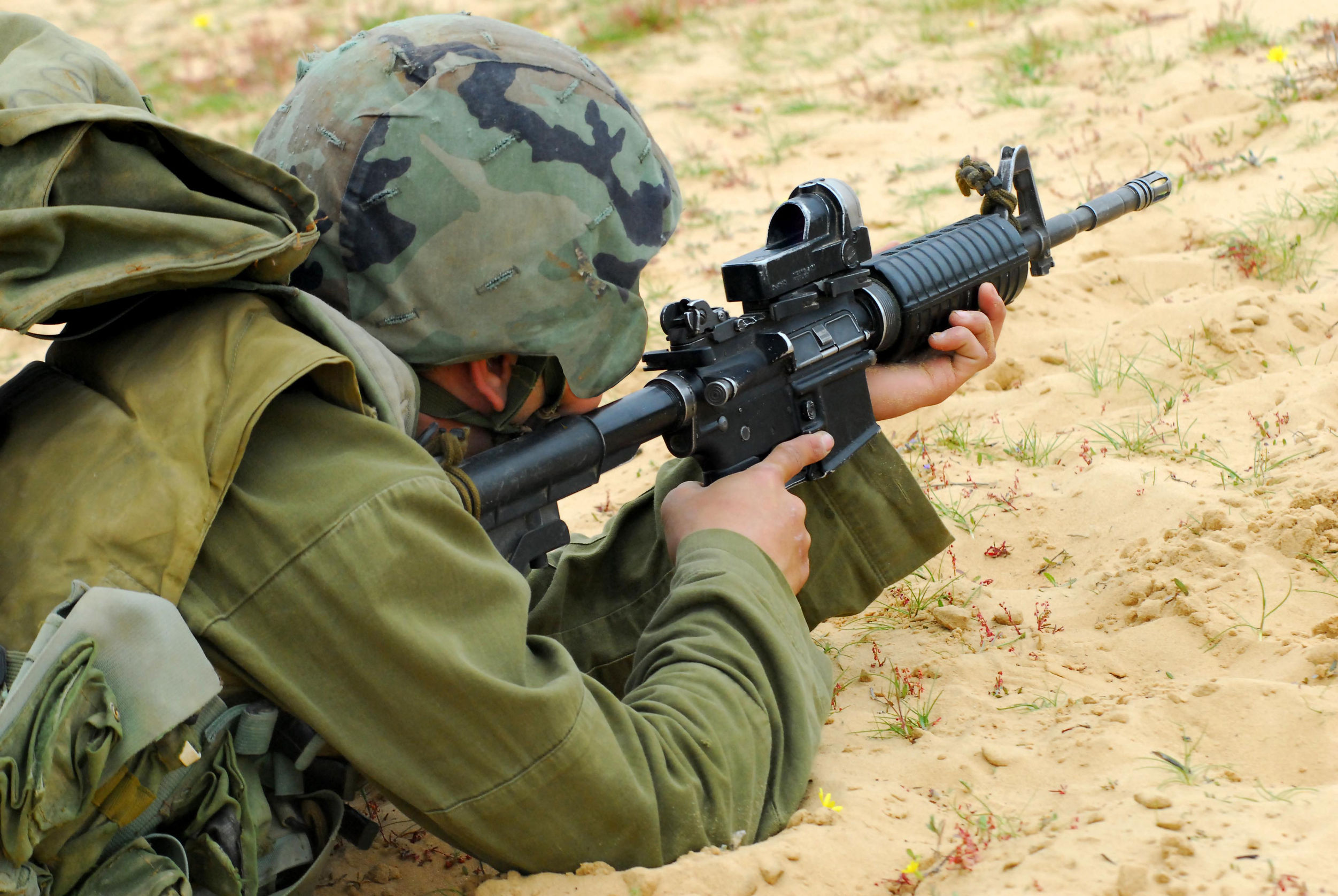 בקשת חנינה בצבא: באילו מקרים ניתן למנוע כלא צבאי?